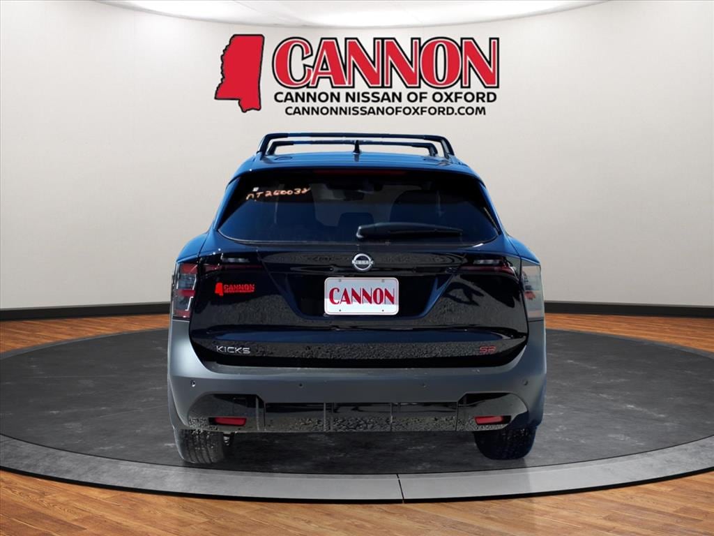 New 2026 Nissan Kicks SR SUV