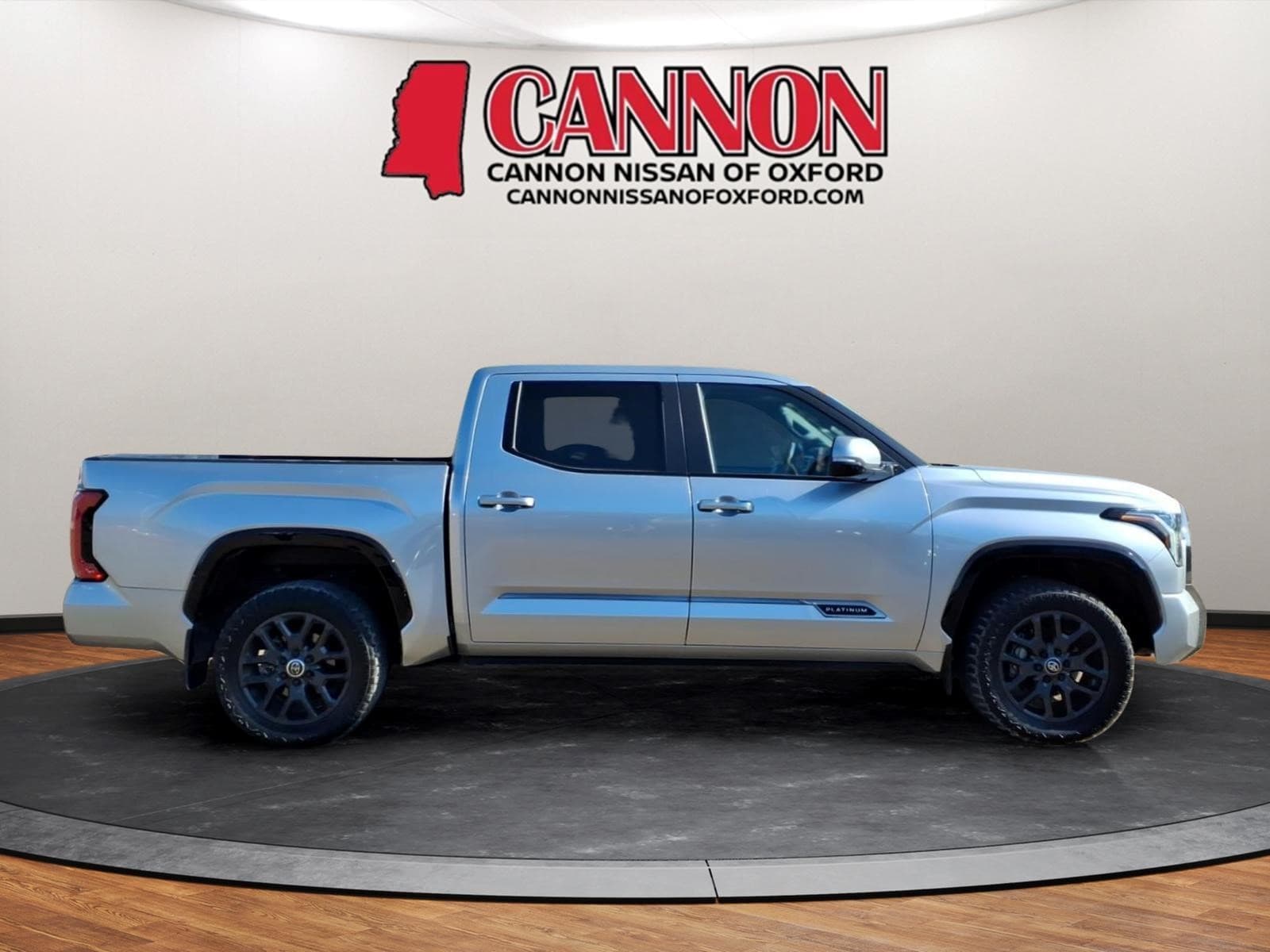 2025 Toyota Tundra Platinum - Photo 6
