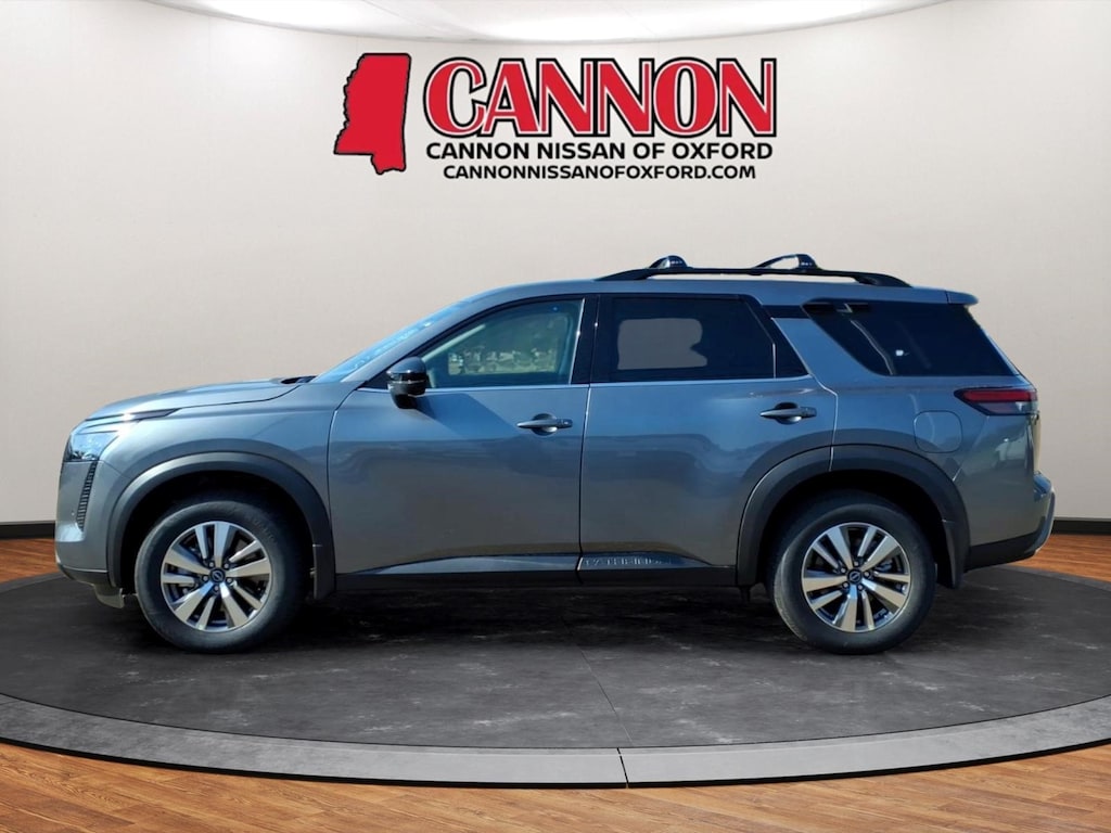 New 2026 Nissan Pathfinder SL SUV