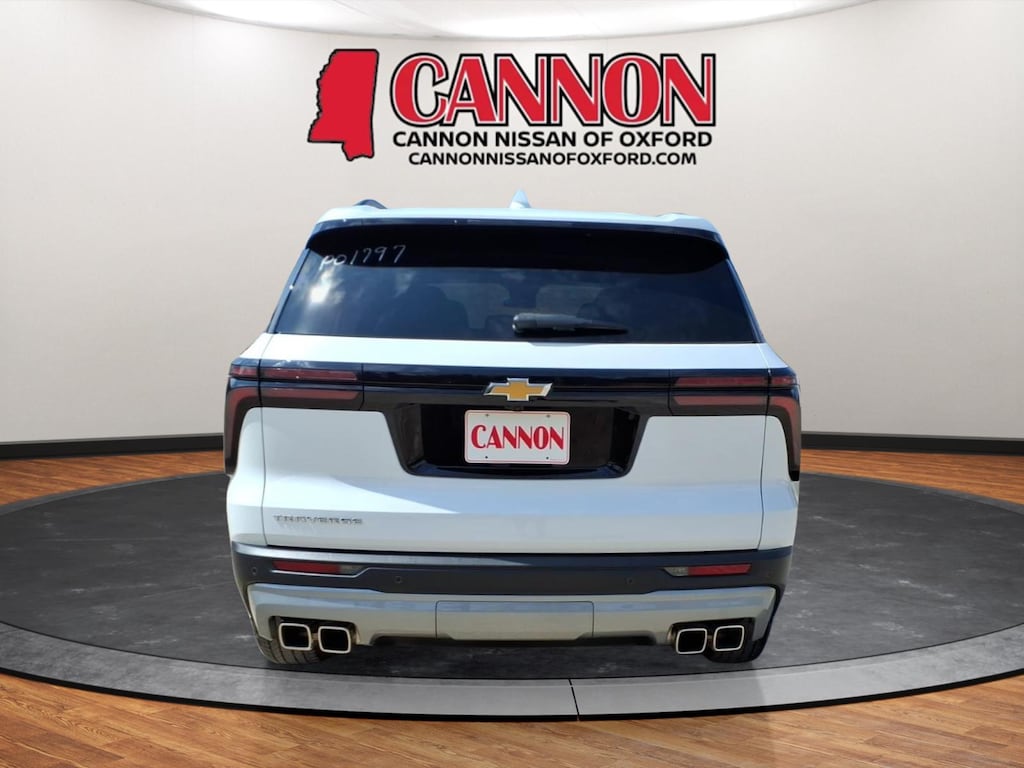 Used 2026 Chevrolet Traverse LT SUV