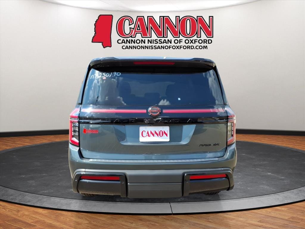2025 Nissan Armada PRO-4X - Photo 4