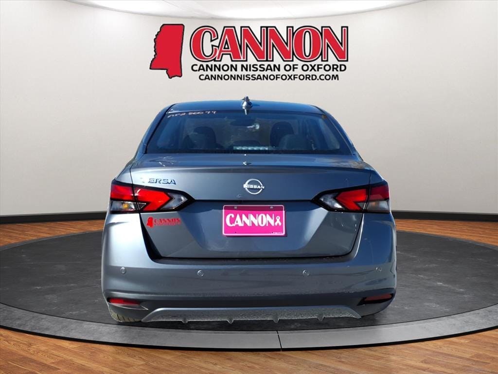 New 2025 Nissan Versa 1.6 SV Sedan