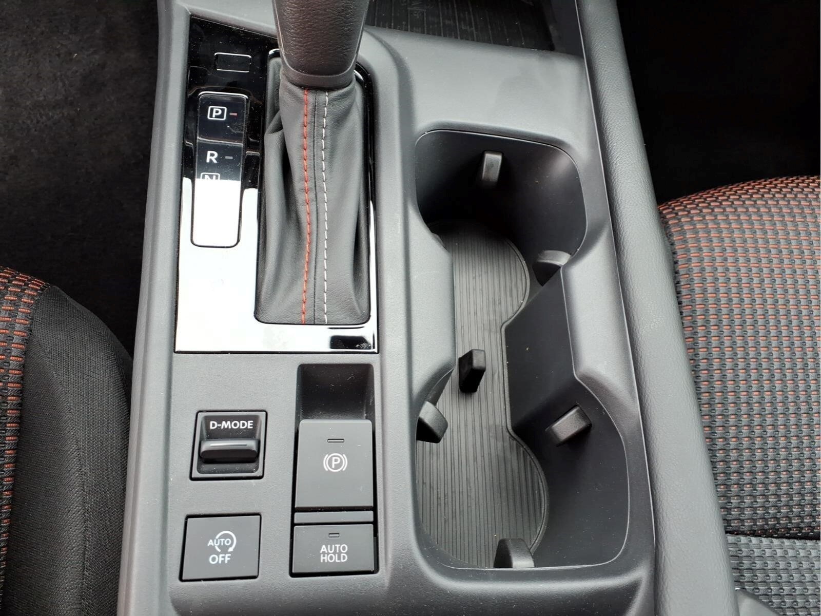 2026 Nissan Sentra SR - Photo 22