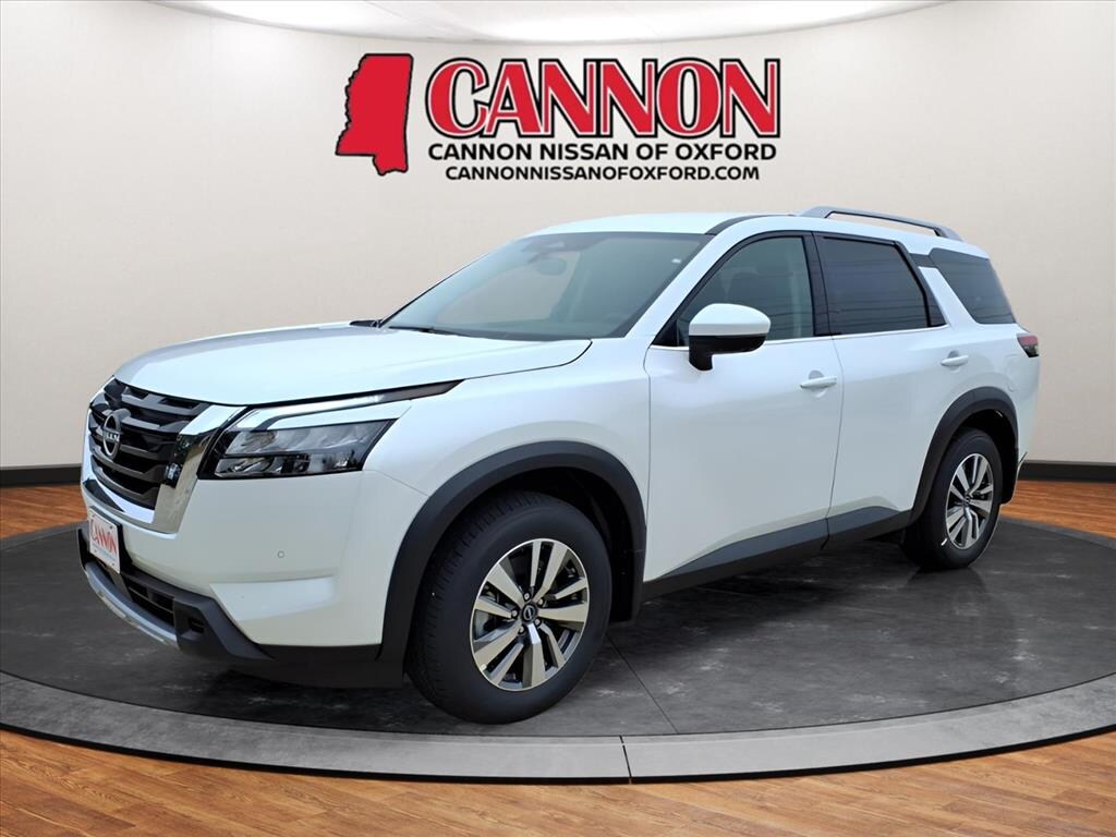 New 2025 Nissan Pathfinder SL SUV