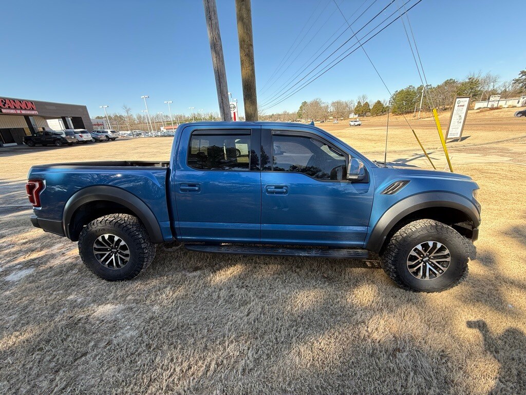 2019 Ford F-150 Raptor photo 4