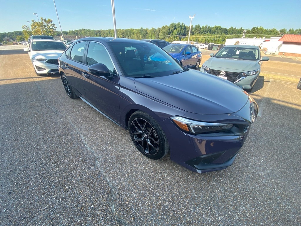 Used 2022 Honda Civic Hatchback Sport Touring with VIN 19XFL1H89NE007433 for sale in Oxford, MS