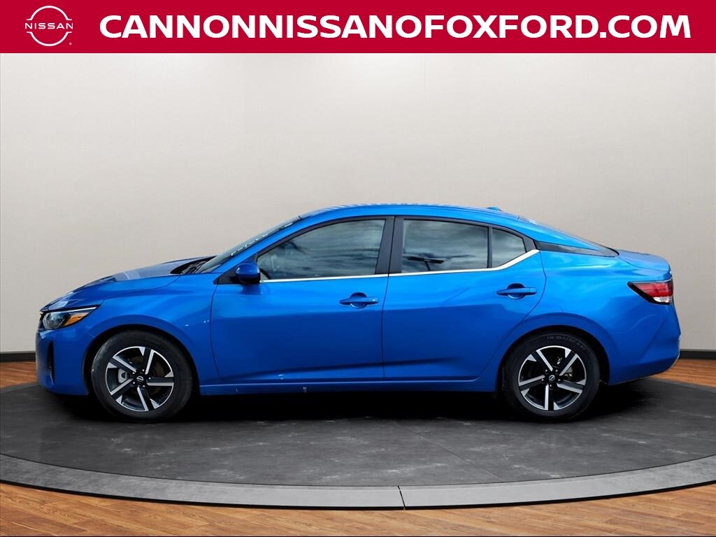 2024 Nissan Sentra SV photo 2