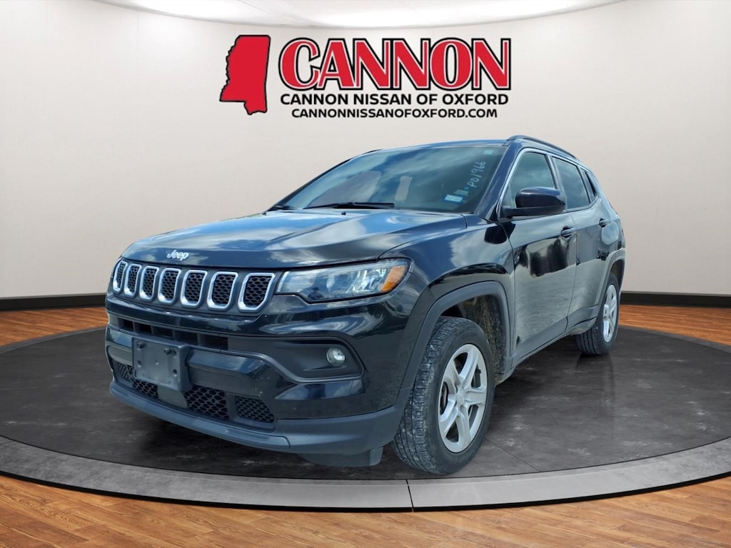 Used 2024 Jeep Compass Latitude SUV