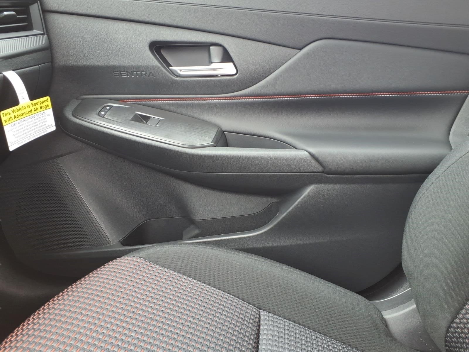 2026 Nissan Sentra SR - Photo 23