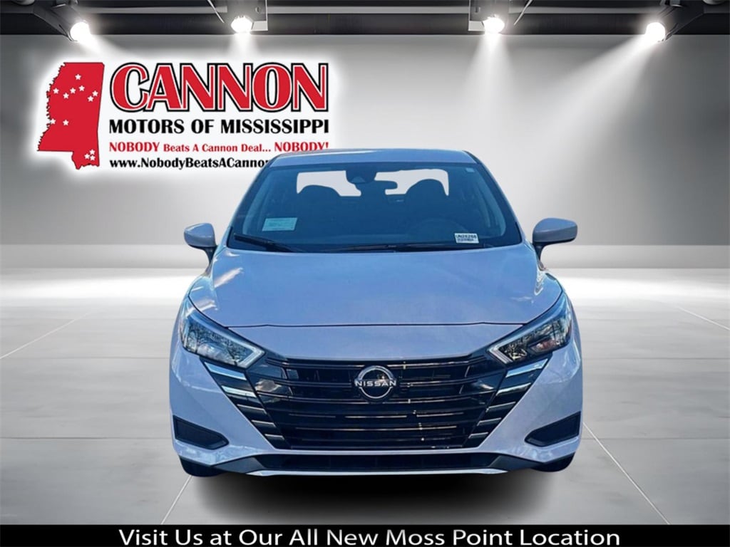 New 2025 Nissan Versa 1.6 SV Sedan