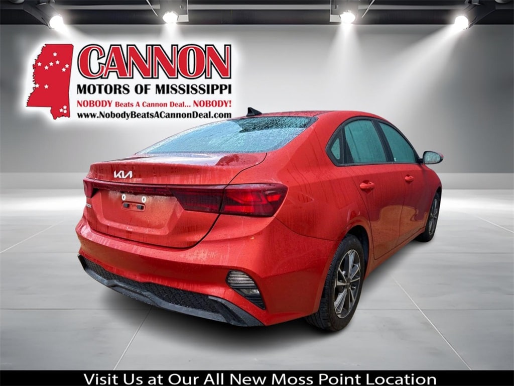 Used 2024 Kia Forte LXS Sedan