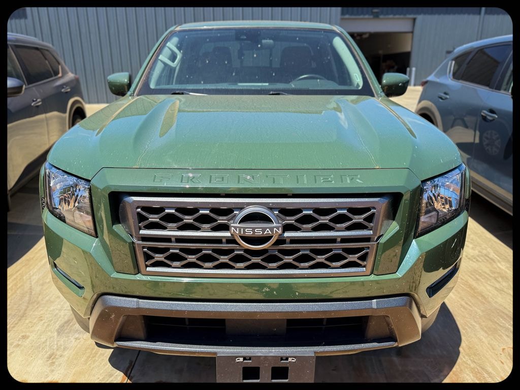 Used 2024 Nissan Frontier SV Truck