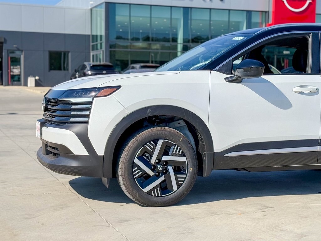 New 2026 Nissan Kicks SV SUV