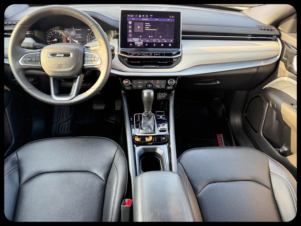 2025 Jeep Compass Limited - Photo 19