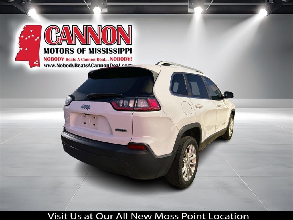 2019 Jeep Cherokee Latitude photo 3