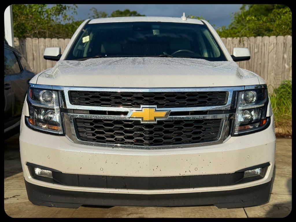 Used 2018 Chevrolet Tahoe LT with VIN 1GNSCBKC1JR151873 for sale in Moss Point, MS