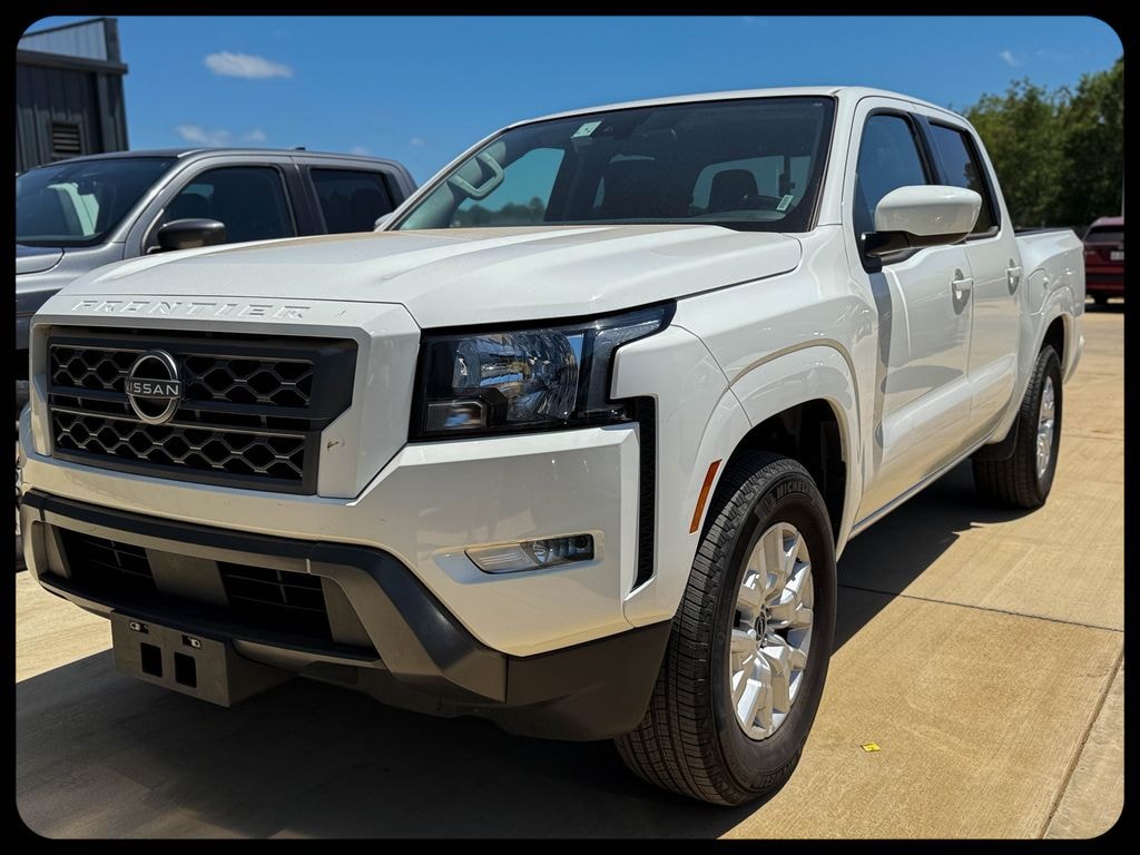 Used 2024 Nissan Frontier SV Truck
