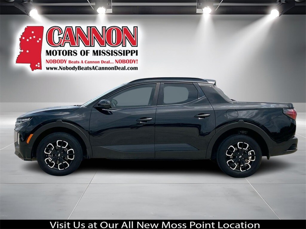 2023 Hyundai Santa Cruz SEL photo 2