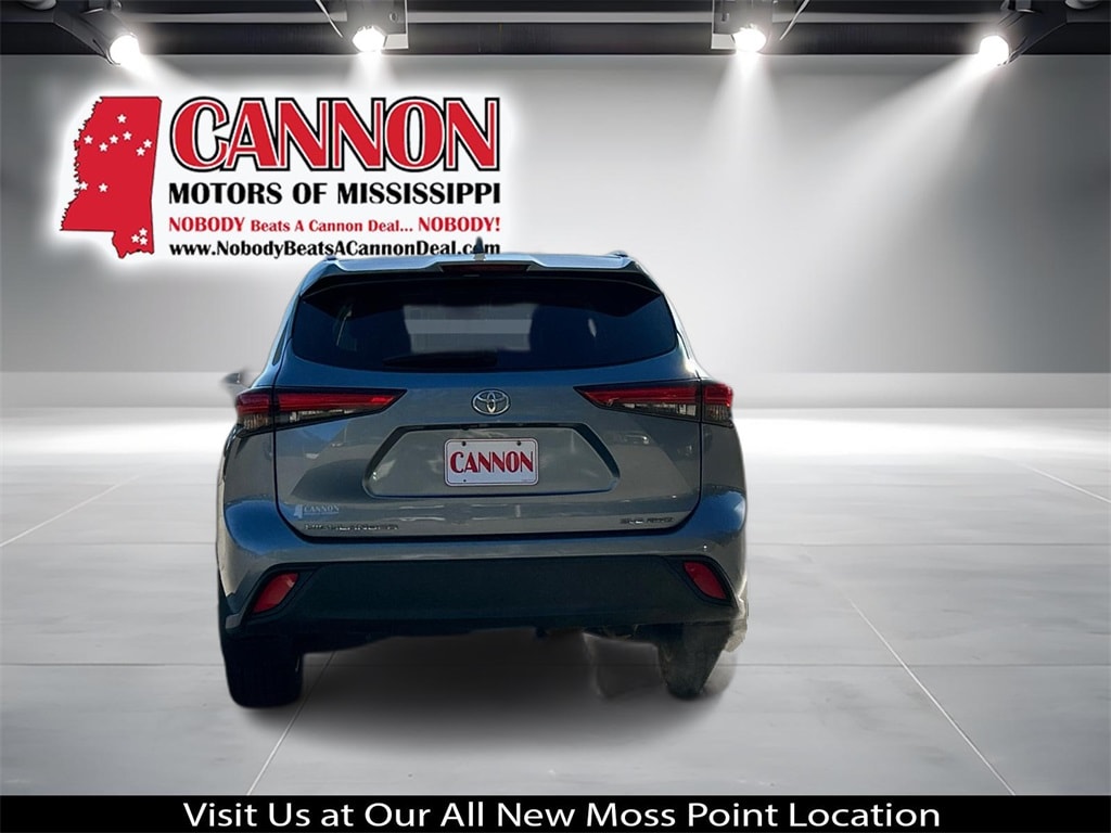 Used 2020 Toyota Highlander XLE SUV