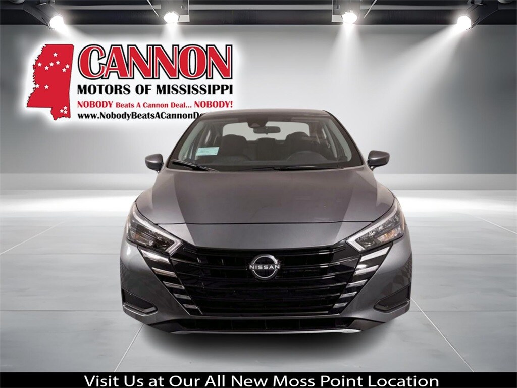 New 2025 Nissan Versa 1.6 SV Sedan