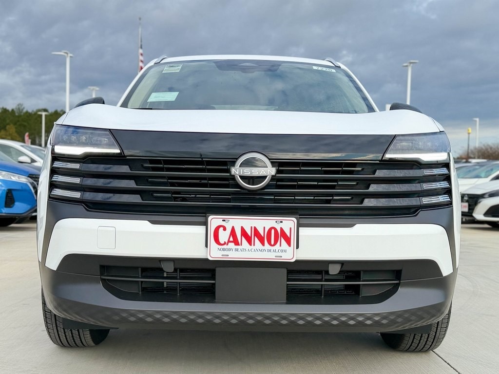 New 2025 Nissan Kicks SV SUV