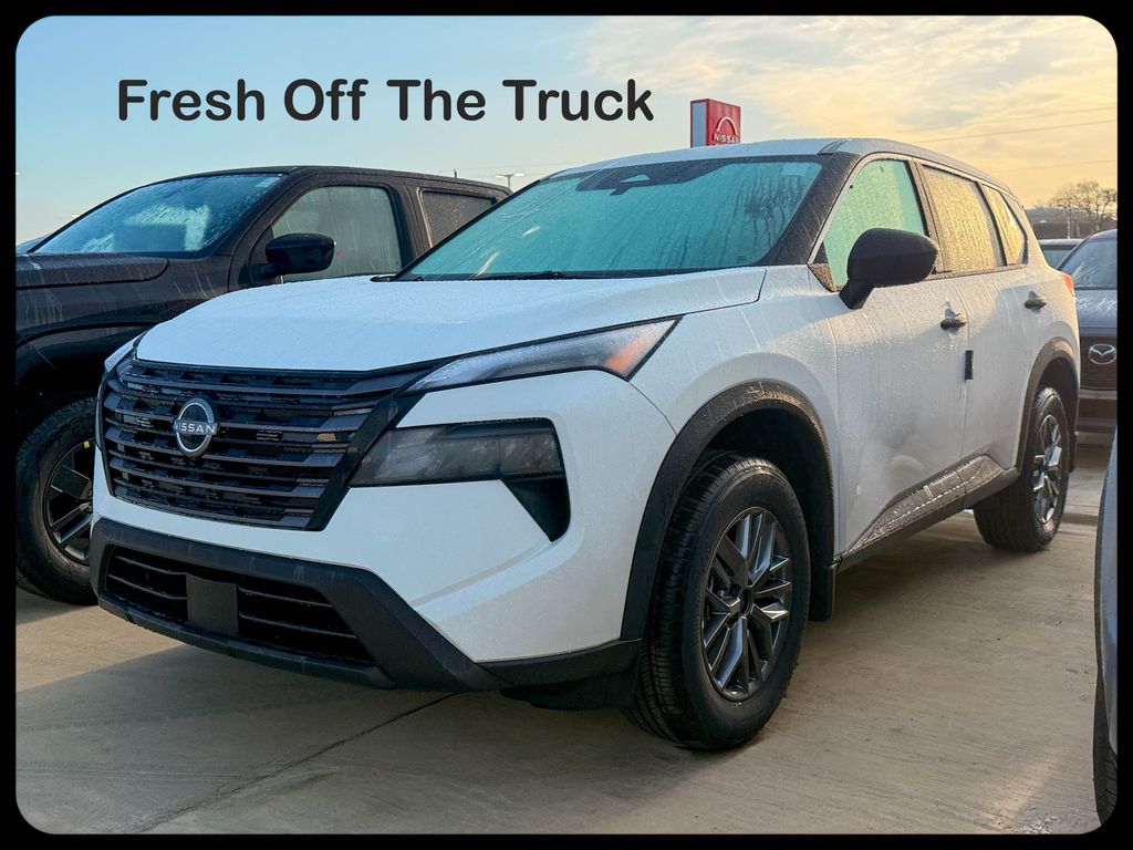 2026 Nissan Rogue S FWD's photo