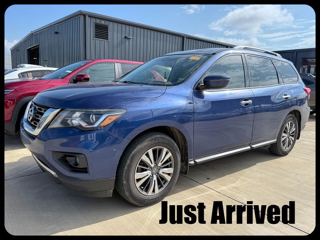 Used 2020 Nissan Pathfinder SV SUV