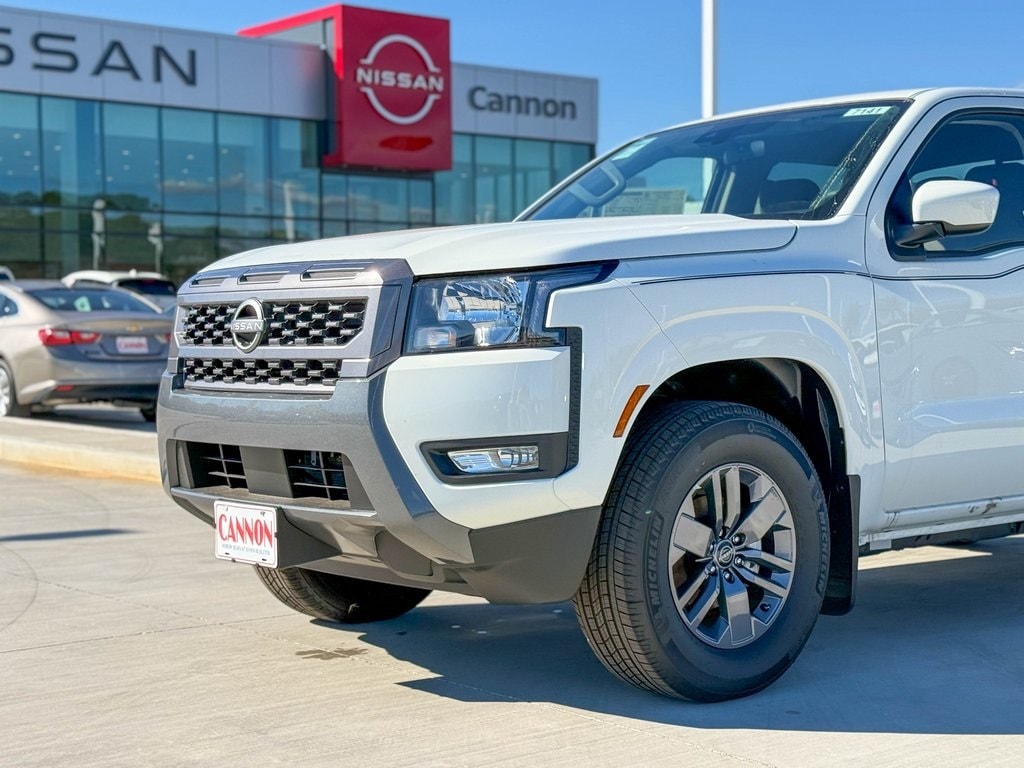 New 2025 Nissan Frontier SV Truck