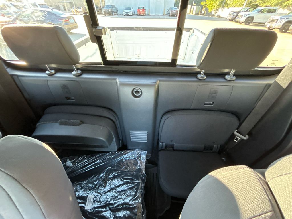 2026 Nissan Frontier S - Photo 22