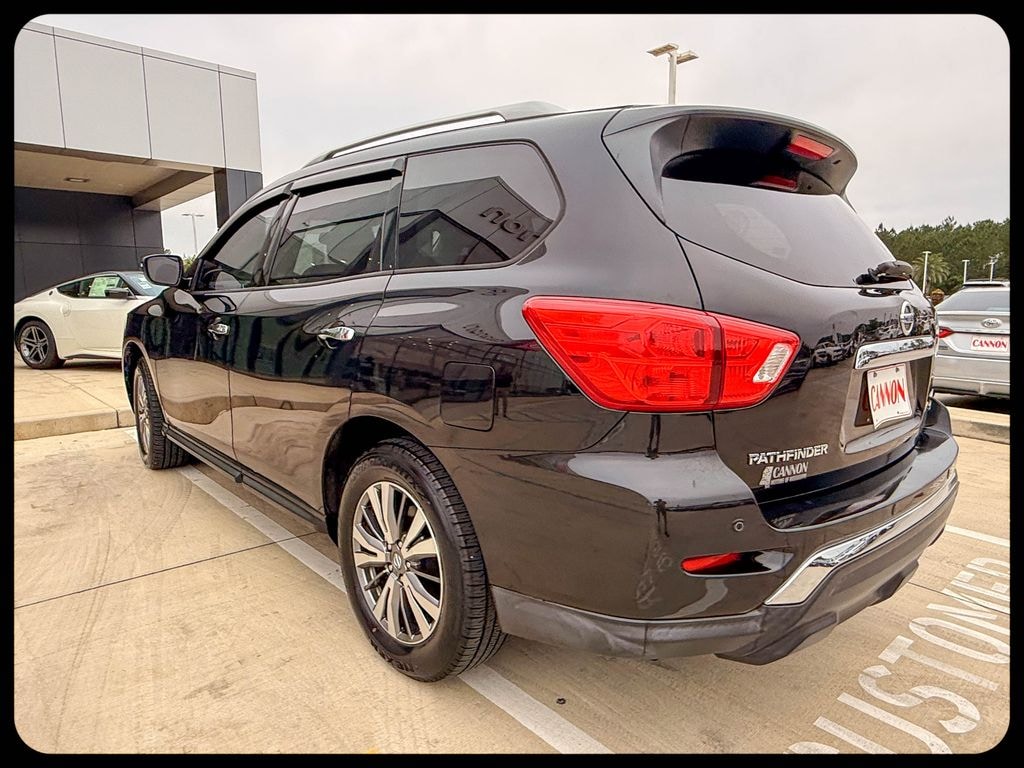 Used 2020 Nissan Pathfinder SV SUV