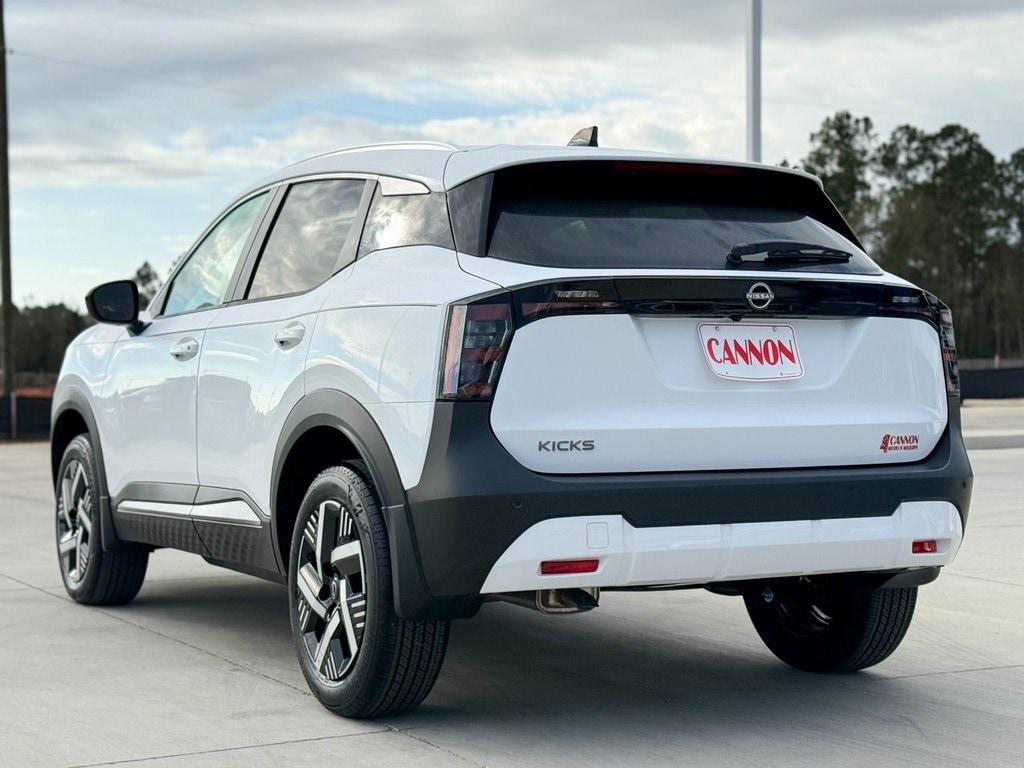 New 2026 Nissan Kicks SV SUV