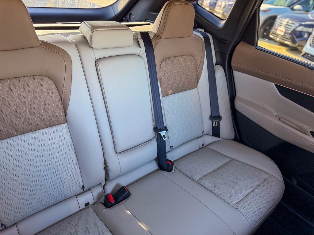 2026 Nissan Murano Platinum - Photo 13