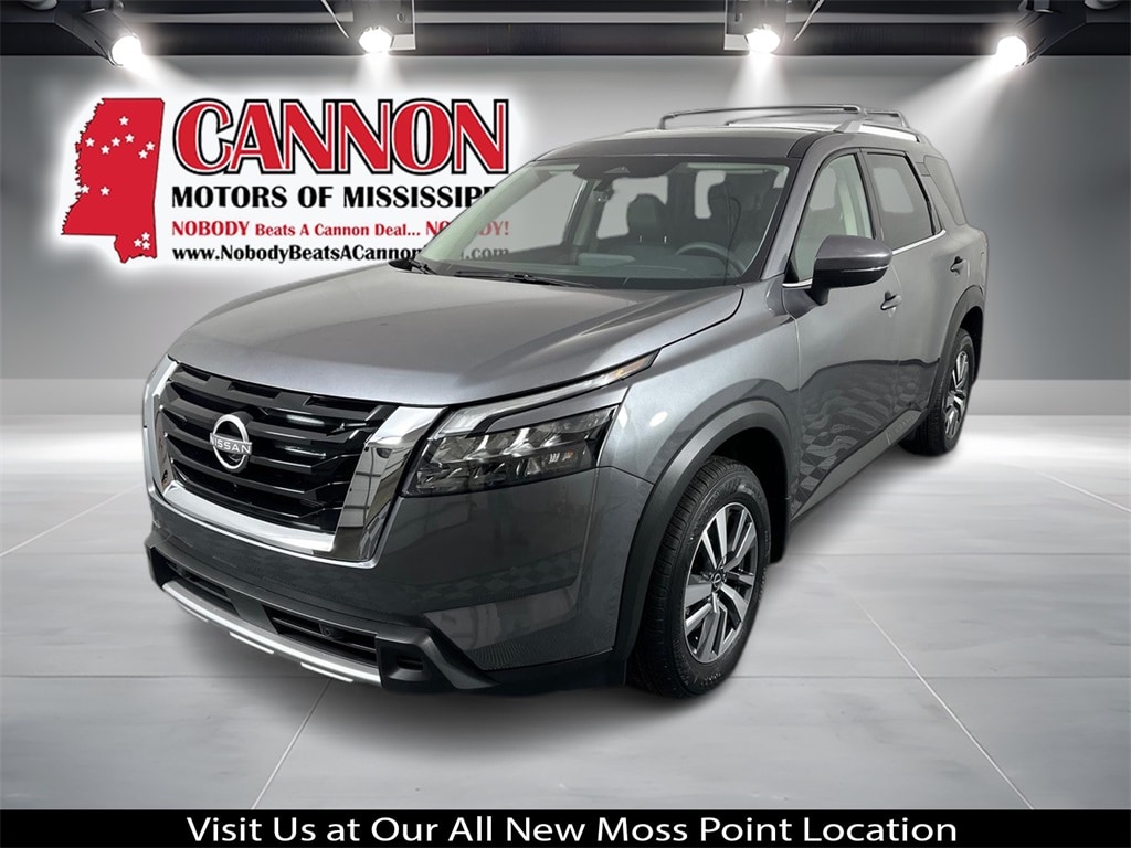 New 2025 Nissan Pathfinder SL SUV