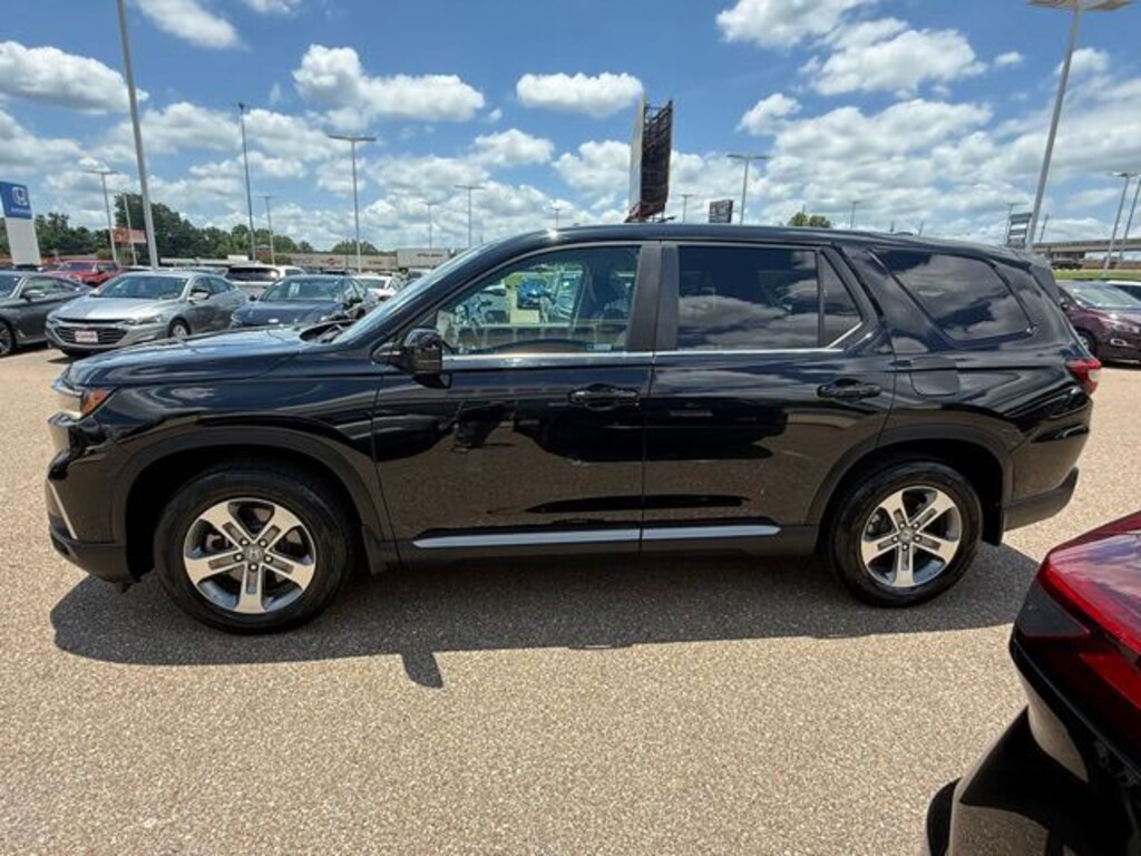 Used 2023 Honda Pilot EX-L SUV