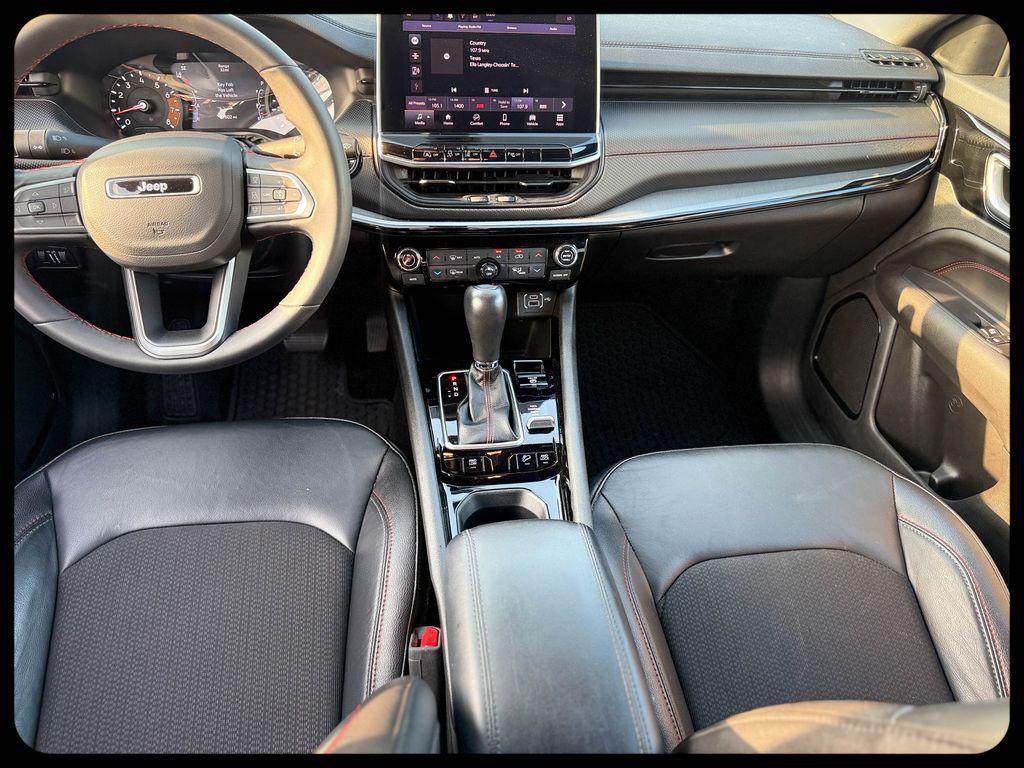 2025 Jeep Compass Trailhawk - Photo 19
