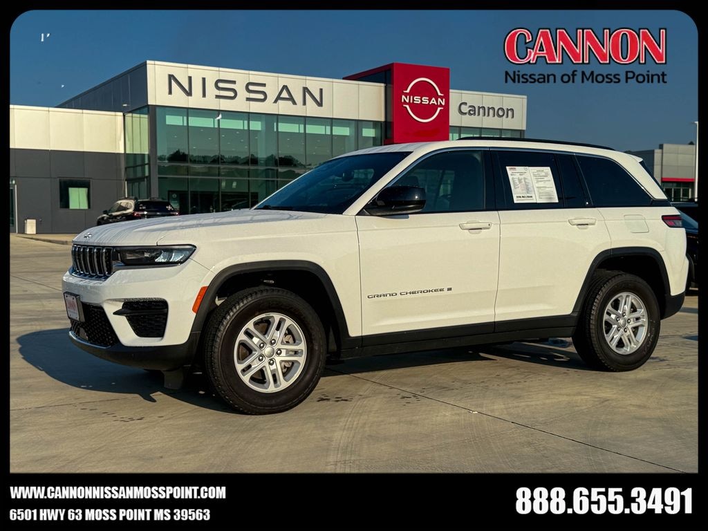 Used 2024 Jeep Grand Cherokee Laredo SUV
