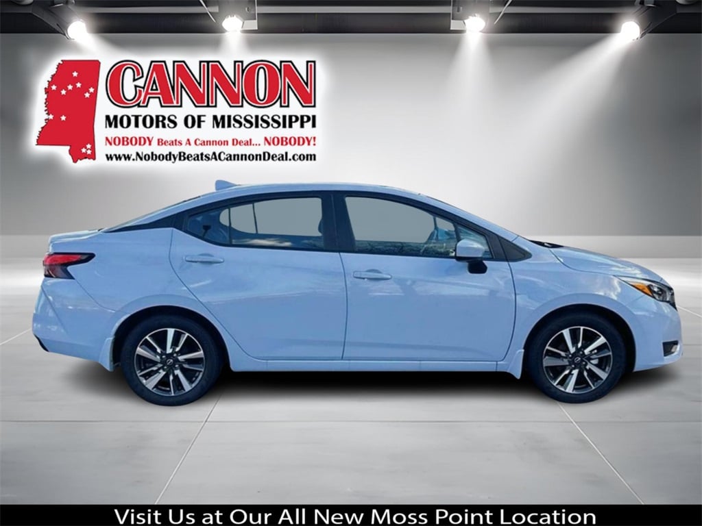 New 2025 Nissan Versa 1.6 SV Sedan