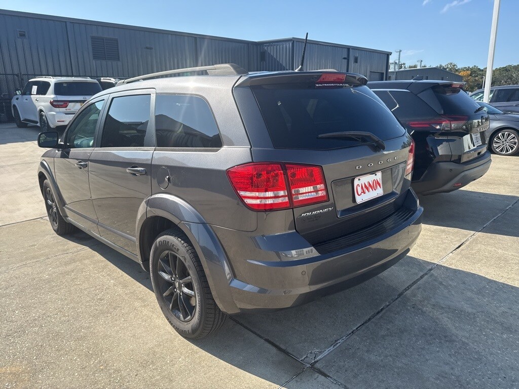 2020 Dodge Journey SE photo 3