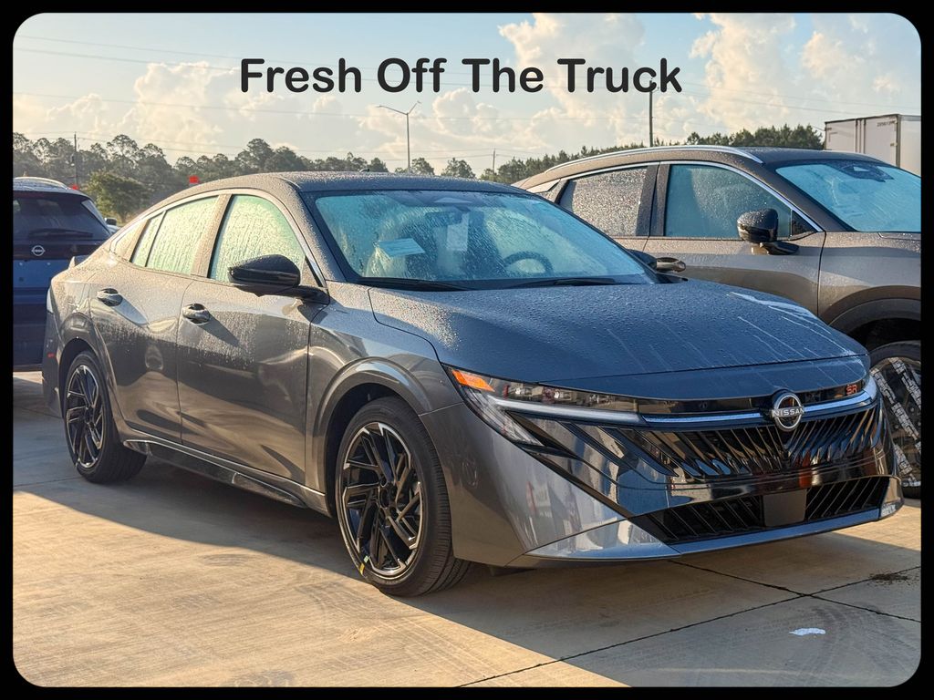 2026 Nissan Sentra SR CVT's photo