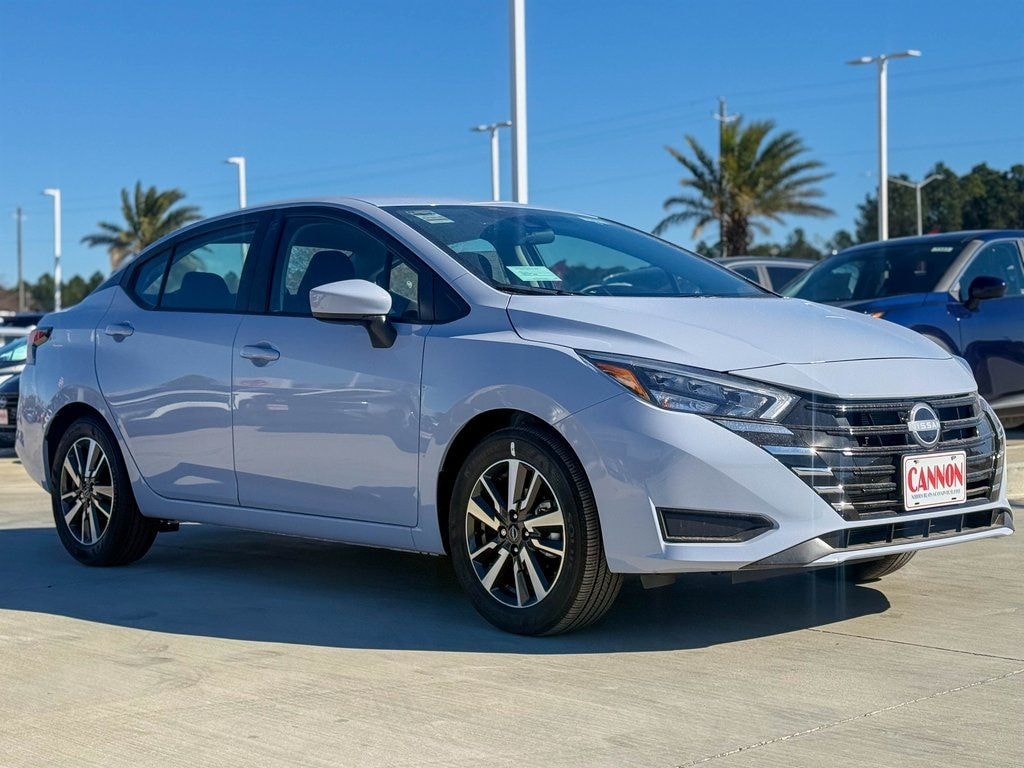 New 2025 Nissan Versa 1.6 SV Sedan