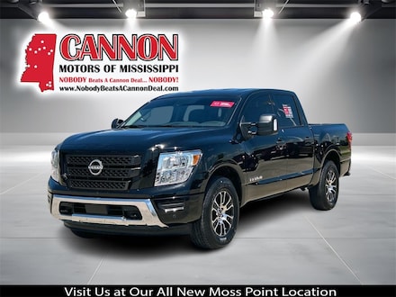 2024 Nissan Titan SV Truck