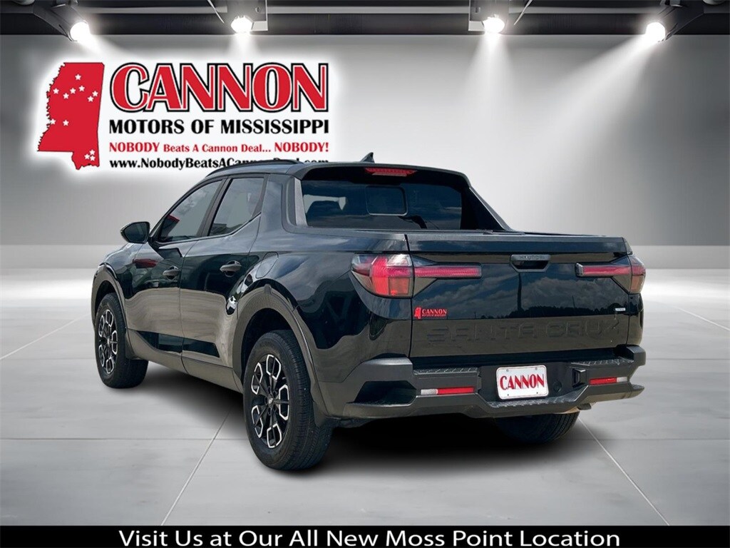 2023 Hyundai Santa Cruz SEL photo 3