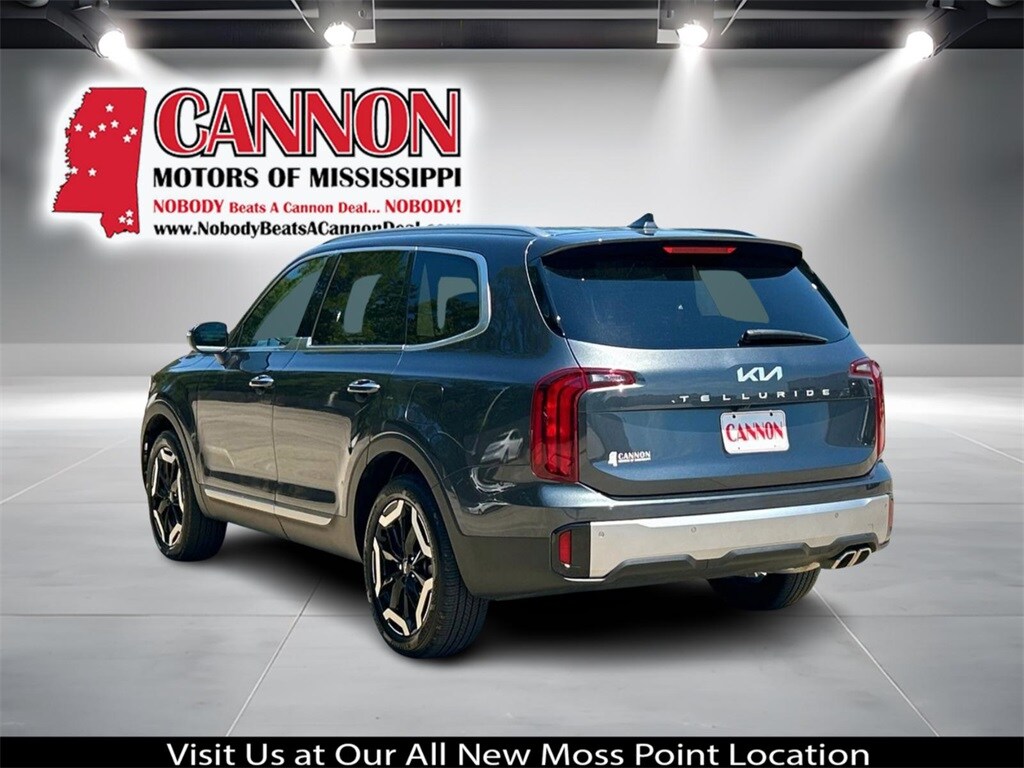 2024 Kia Telluride S photo 3