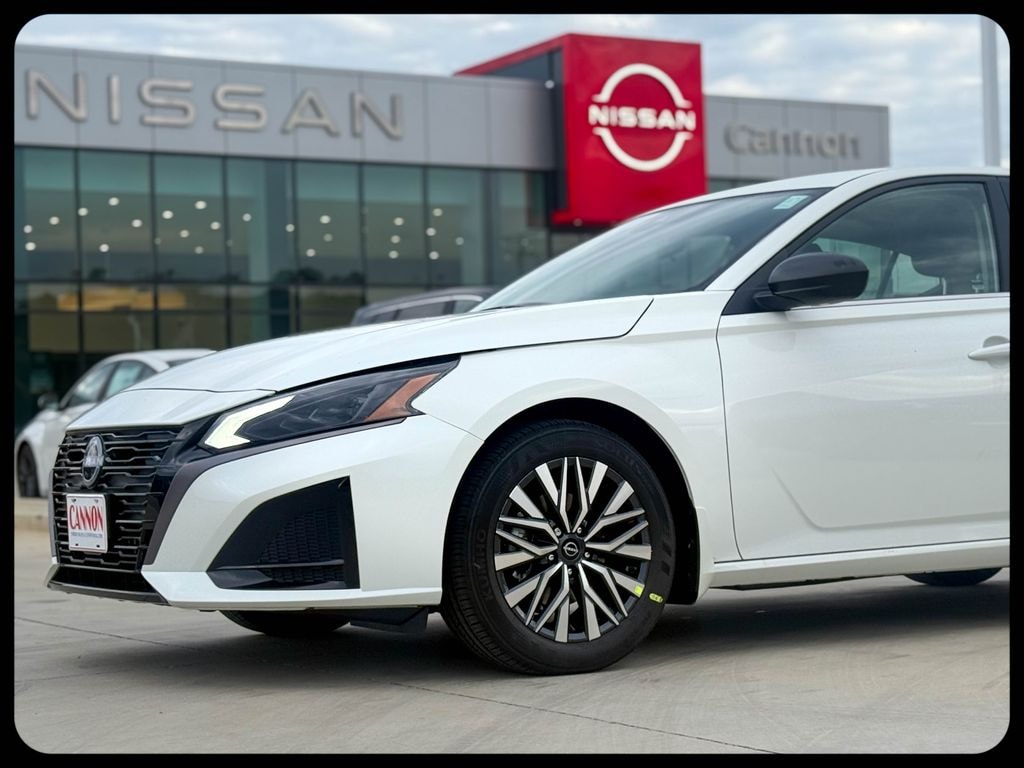 New 2026 Nissan Altima 2.5 SV Sedan