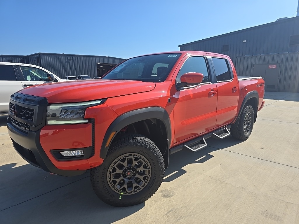 2026 Nissan Frontier PRO-4X's photo