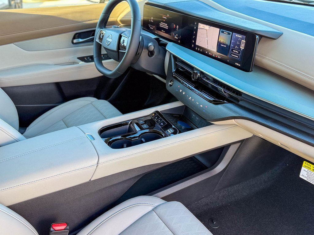 2026 Nissan Murano Platinum - Photo 10
