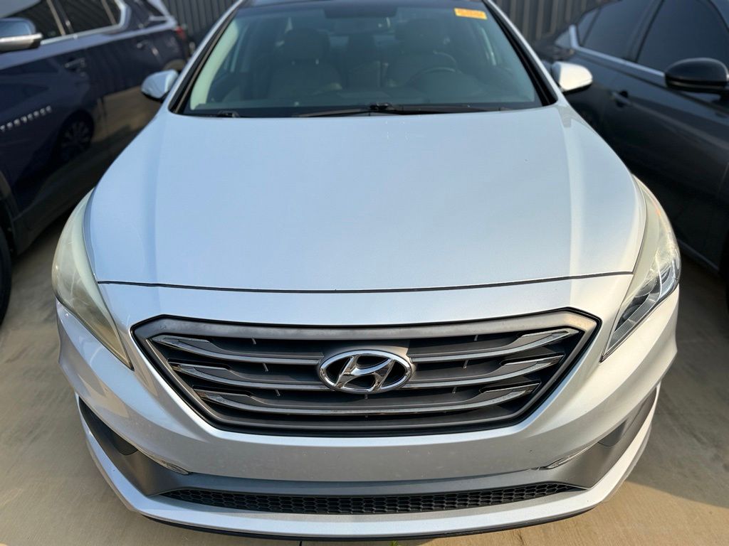 Used 2016 Hyundai Sonata Limited with VIN 5NPE34AF8GH418858 for sale in Moss Point, MS