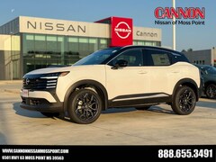 2026 Nissan Kicks SR SUV