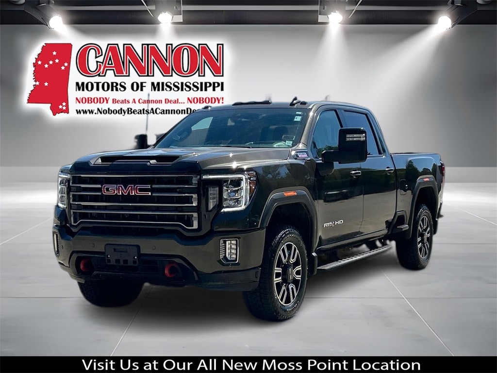 2023 GMC Sierra 2500HD AT4's photo