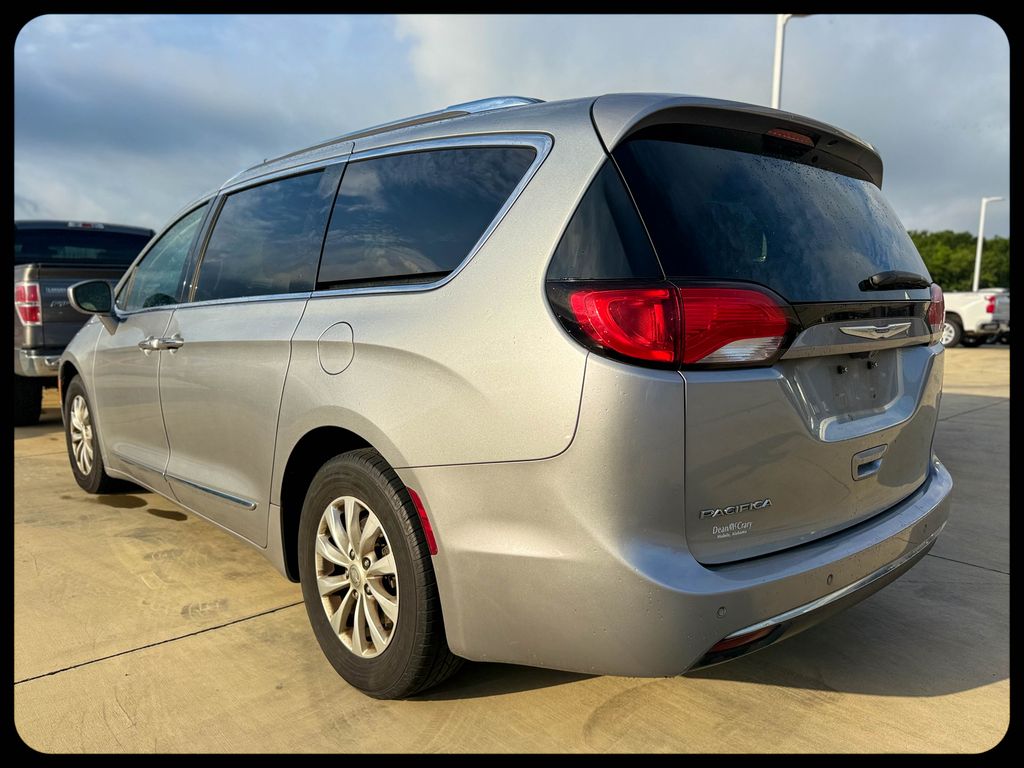Used 2019 Chrysler Pacifica Touring L with VIN 2C4RC1BG1KR731849 for sale in Moss Point, MS